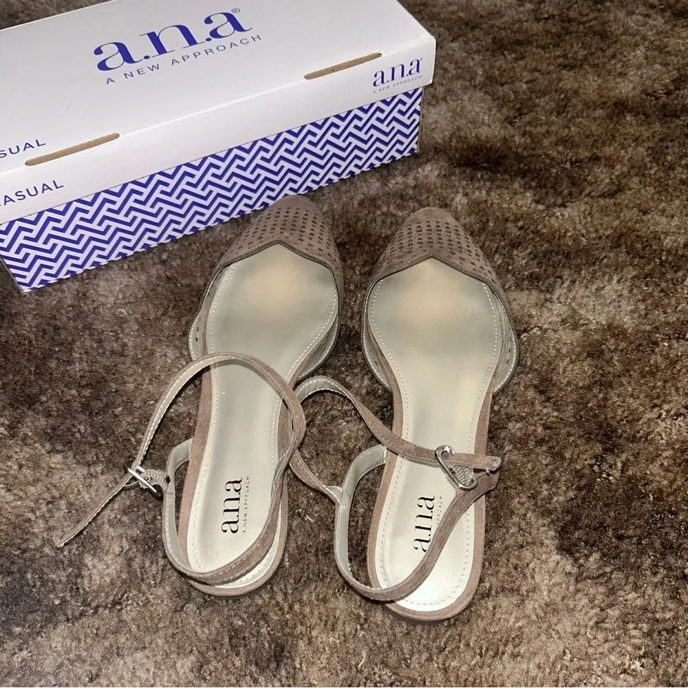 BRAND NEW a.n.a Dandy Porchini Sandals 8.5 - Picture 4 of 6